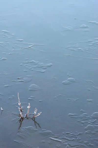 Bella Vista Sul Lago Ghiacciato — Foto Stock