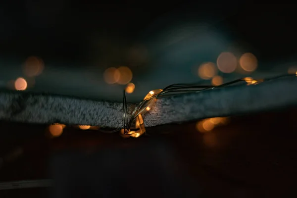Weihnachtsbeleuchtung Auf Dem Tisch — Stockfoto