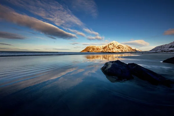 Belo Pôr Sol Sobre Lago Baikal — Fotografia de Stock