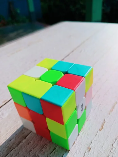Eine Unsortierte Puzzle Box Sonnenlicht Das Objekt Befindet Sich Auf — Stockfoto