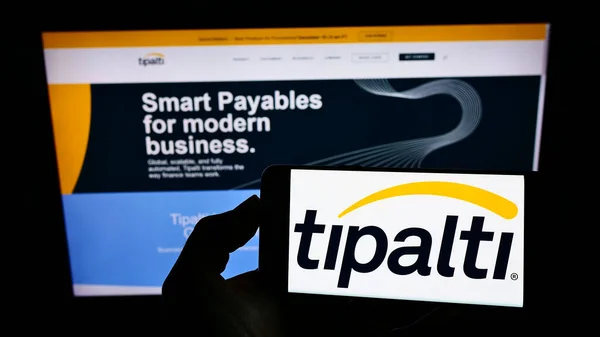 Λογότυπο Tipalti Οθόνη Smartphone Και Οθόνη Υπολογιστή — Φωτογραφία Αρχείου