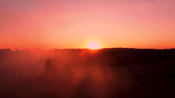 Восход Солнца Над Деревней Сельский Пейзаж — стоковое видео