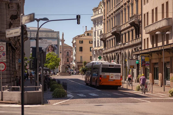 Παδοβα Ιταλια Ιουλιου 2020 Πραγματική Ζωή Στην Οδό Πάδοβα — Φωτογραφία Αρχείου