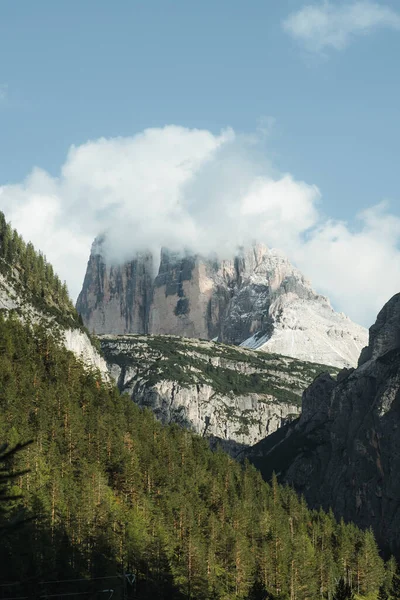 Schöne Aussicht Auf Die Berge — Stockfoto