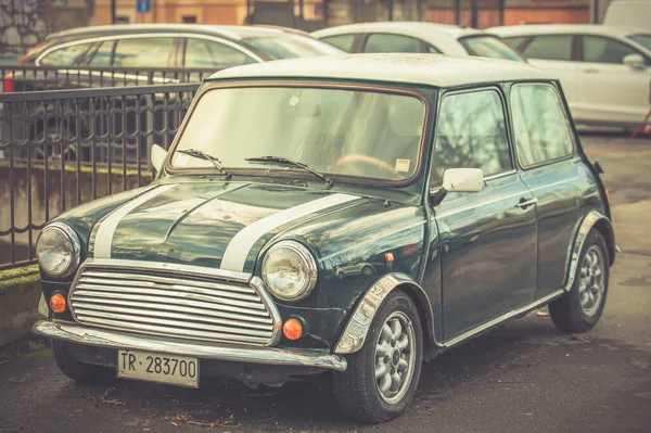 Terni Włochy Luty 2021 Mini Cooper Vintage Kolorze Zielonym — Zdjęcie stockowe