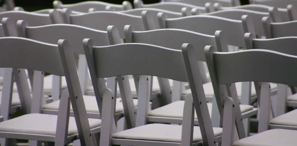 Cadeiras Vazias Cidade — Fotografia de Stock