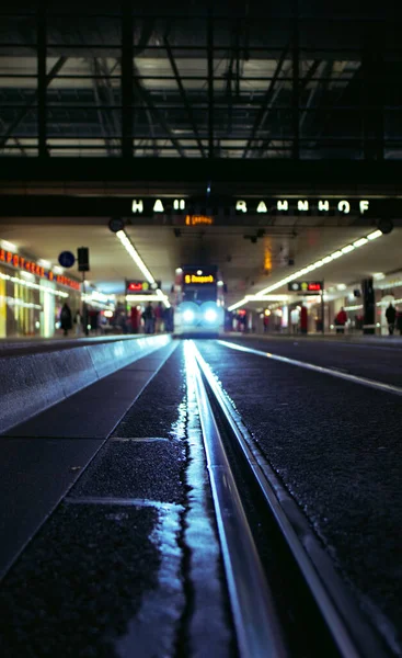 Şehirdeki Tren Istasyonu — Stok fotoğraf