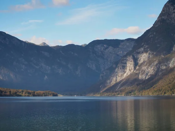 Hermoso Paisaje Del Lago Las Montañas — Foto de Stock