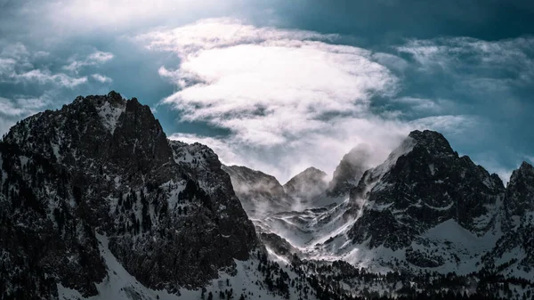 Bellissimo Paesaggio Montagna — Foto Stock