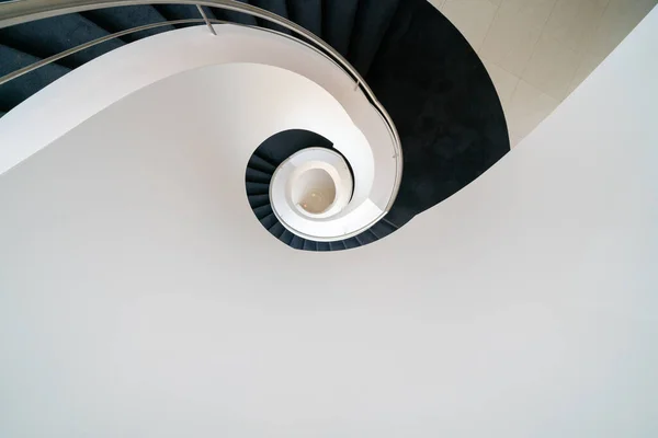 Escada Espiral Interior Edifício — Fotografia de Stock