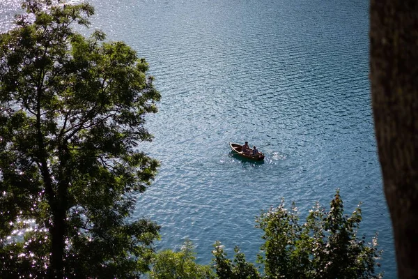 Ein Schöner Blick Auf Den See Den Bergen — Stockfoto