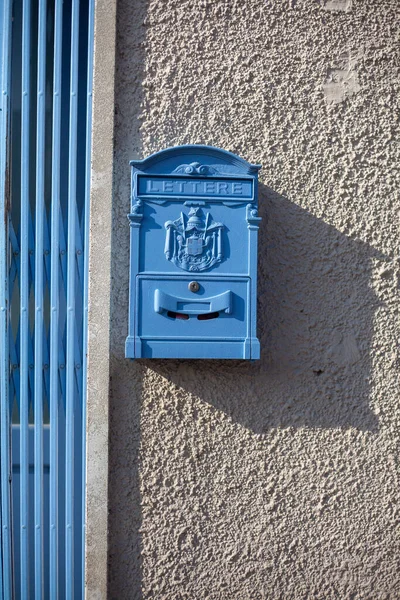 Gammel Postkasse Byen – stockfoto