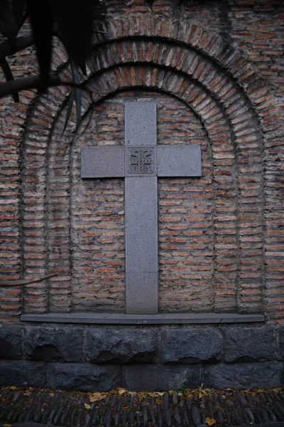Старый Деревянный Крест Стене — стоковое фото