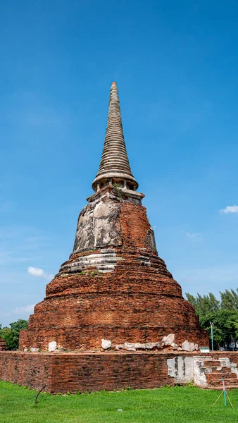 Die Ruinen Einer Antiken Stadt Mit Touristen Ayutthaya Historical Park — Stockfoto