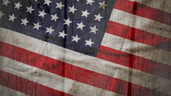木の背景にアメリカ国旗がクローズアップされ — ストック写真