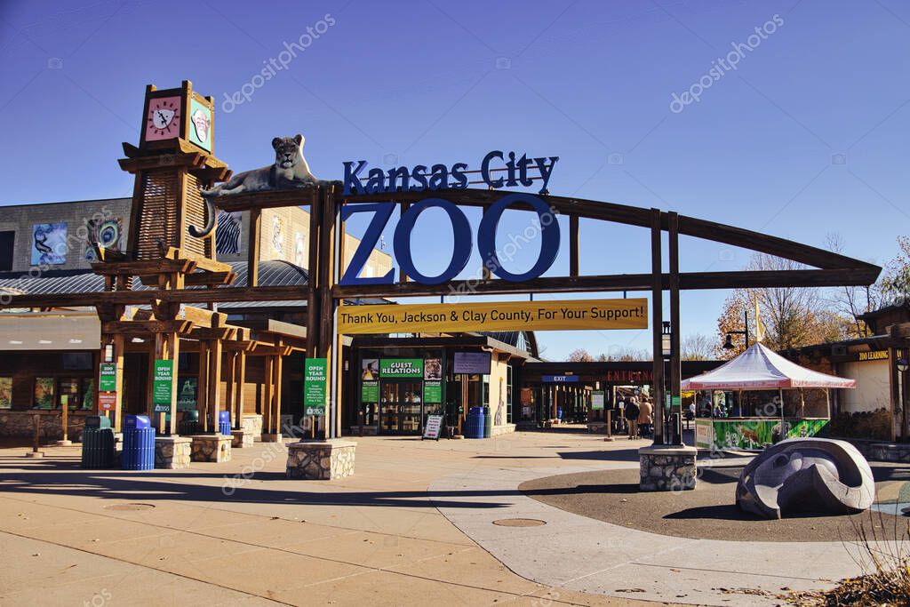 KANSAS CITY, UNITED STATES - Nov 11, 2021: The Kansas City Zoo in autumn. Missouri,