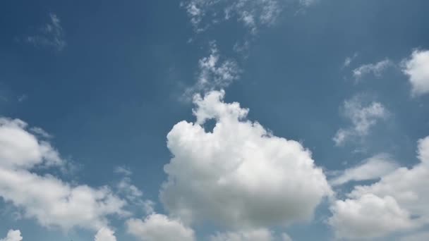 Mooie Wolken Lucht — Stockvideo