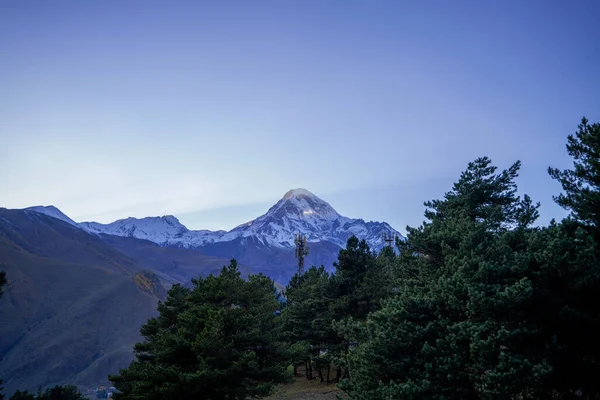 High Angle Shot Mountainous Landscape Clear Blue Sky — Fotografia de Stock