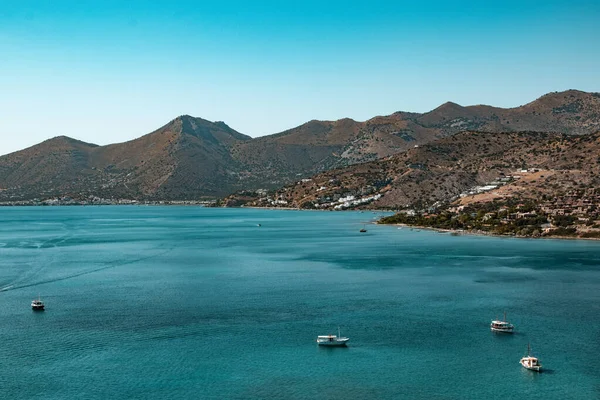 ギリシャの港の高角度ショット — ストック写真