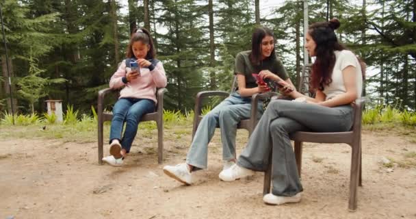 Group Female Friends Sitting Forest Using Tablet — 비디오