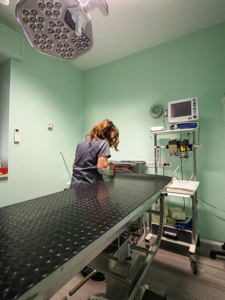 Milan Italy Sep 2021 Vertical Shot Patients Face Mask Hospital — Stockfoto