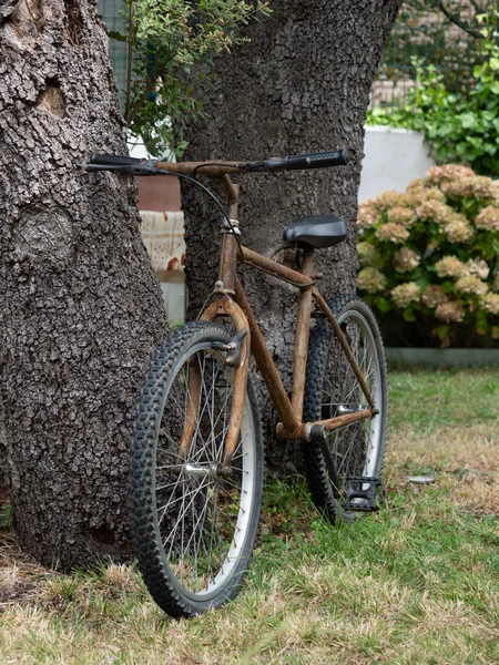 Bicicleta Velha Cidade — Fotografia de Stock