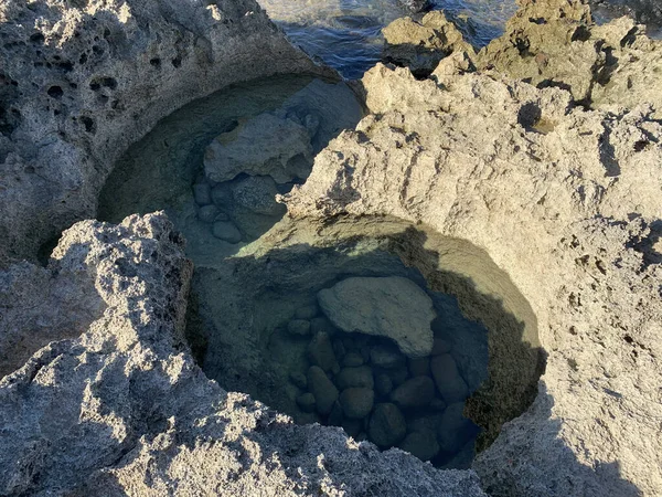 Přílivový Bazén Plný Kamení Čisté Vody Oahu Havaj — Stock fotografie