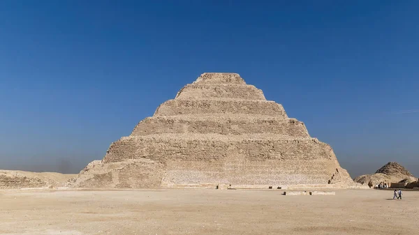Пирамиды Гизы Пустыне — стоковое фото