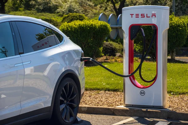 Grantham May 30Th 2021 Tesla Super Charger Plugged White Tesla — Stockfoto