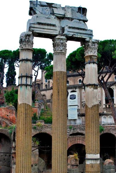 Ρώμη Ιταλία Περίπου Ιούνιος 2017 Ερείπια Του Ρωμαϊκού Φόρουμ Στην — Φωτογραφία Αρχείου