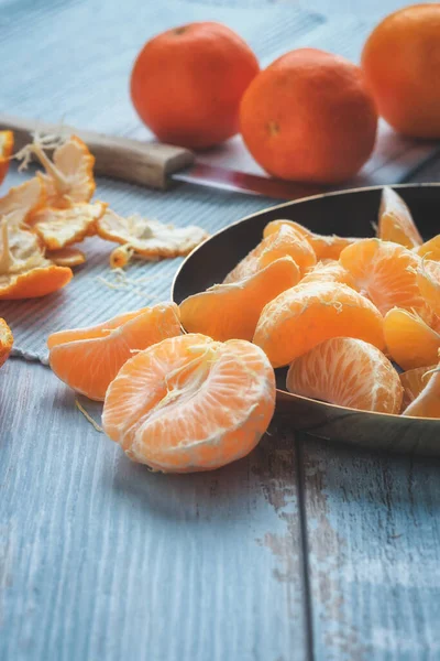 Friss Narancs Mandarin Szeletek Alapon — Stock Fotó