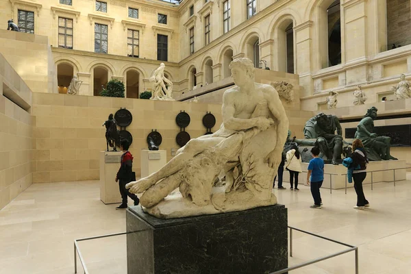 Όμορφο Άγαλμα Αντίκα Στη Συλλογή Του Λούβρου Παρίσι Γαλλία — Φωτογραφία Αρχείου