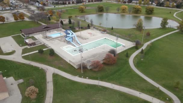 Imagens Aéreas Piscina Com Slide — Vídeo de Stock