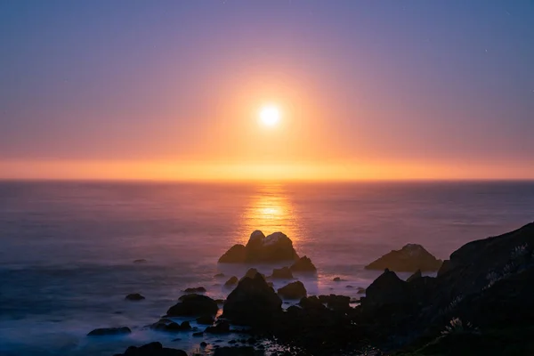 Long Exposure Shot Harvest Moon Illuminated Coming Sunrise Bodega Bay — Photo