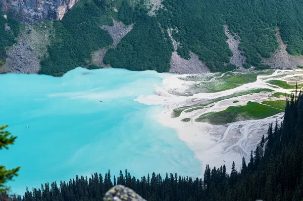 Schöne Aussicht Auf Die Berge Und Den See — Stockfoto