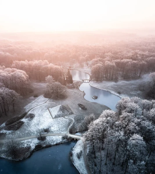 冬の川の空中風景 — ストック写真