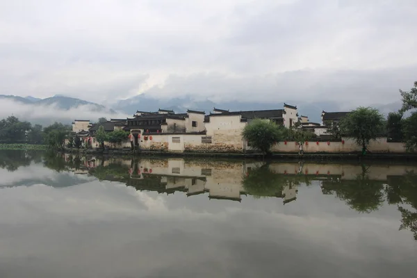 Hermoso Paisaje Con Río Lago — Foto de Stock