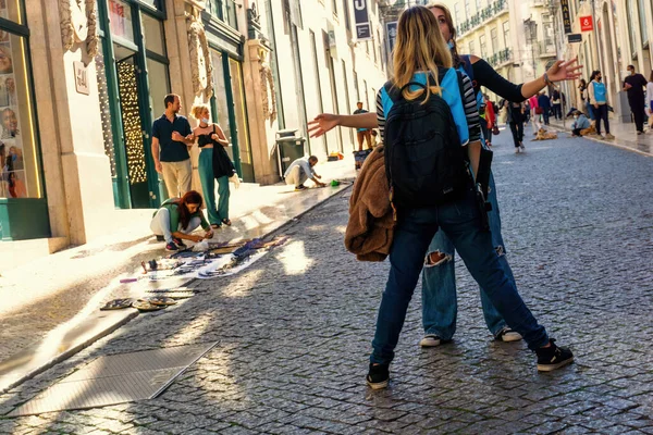 Lisboa Portugal October 2021 Baixa Two Young Women Were Chatting Stock Picture