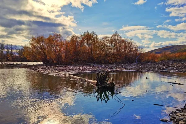 Krásná Krajina Řekou Jezero Pozadí — Stock fotografie