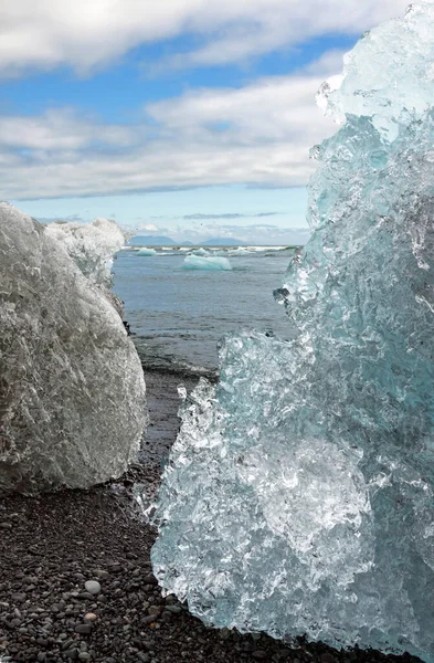 海の岸の氷は — ストック写真