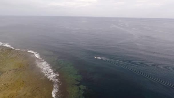 Een Prachtig Uitzicht Kust Zee — Stockvideo