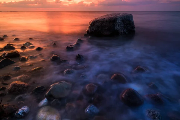 Hermoso Atardecer Sobre Mar —  Fotos de Stock