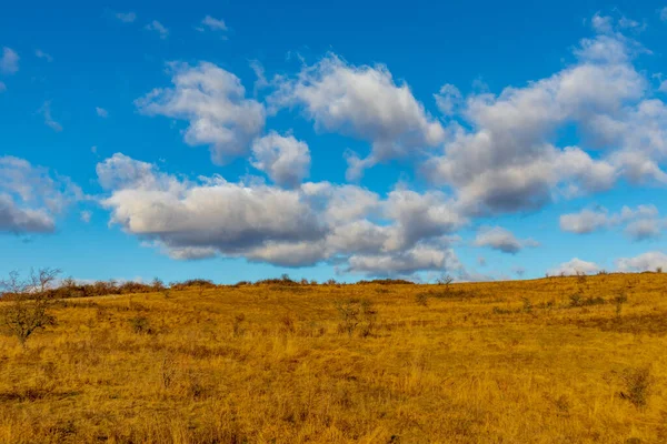 Wunderschöne Landschaft Mit Blauem Himmel — Stockfoto