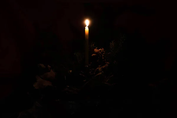 Vela Encendida Oscuridad — Foto de Stock
