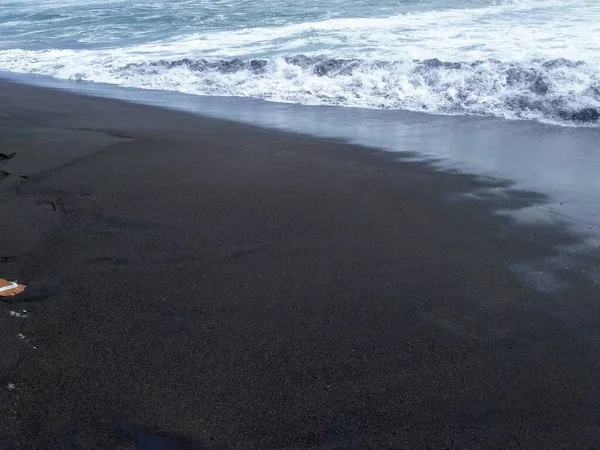 Onde Del Mare Sulla Spiaggia — Foto Stock