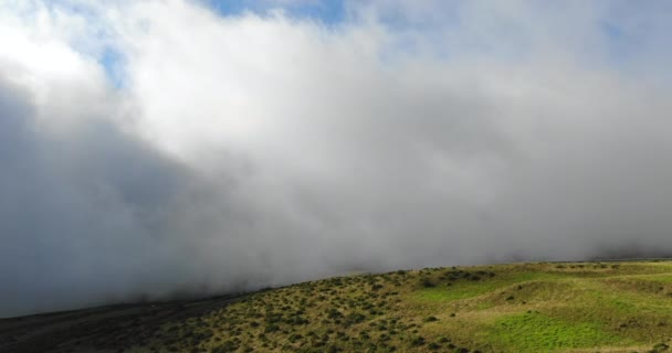 Atemberaubende Aussicht Auf Die Wunderschönen Berge — Stockvideo