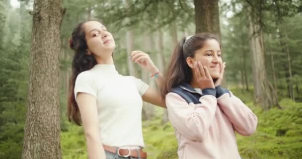 Group Female Friends Hiking Forest — стоковое видео