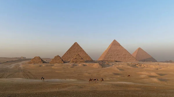 Grote Piramides Van Giza Woestijn — Stockfoto