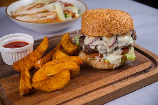 Burger Fried Potato — Stock Photo, Image
