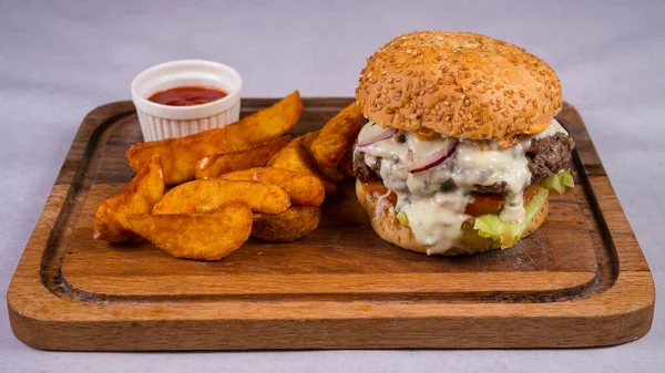 Burger Fried Potato — Stock Photo, Image